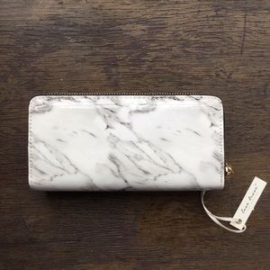 NWT White Marble Wallet Zip Closure